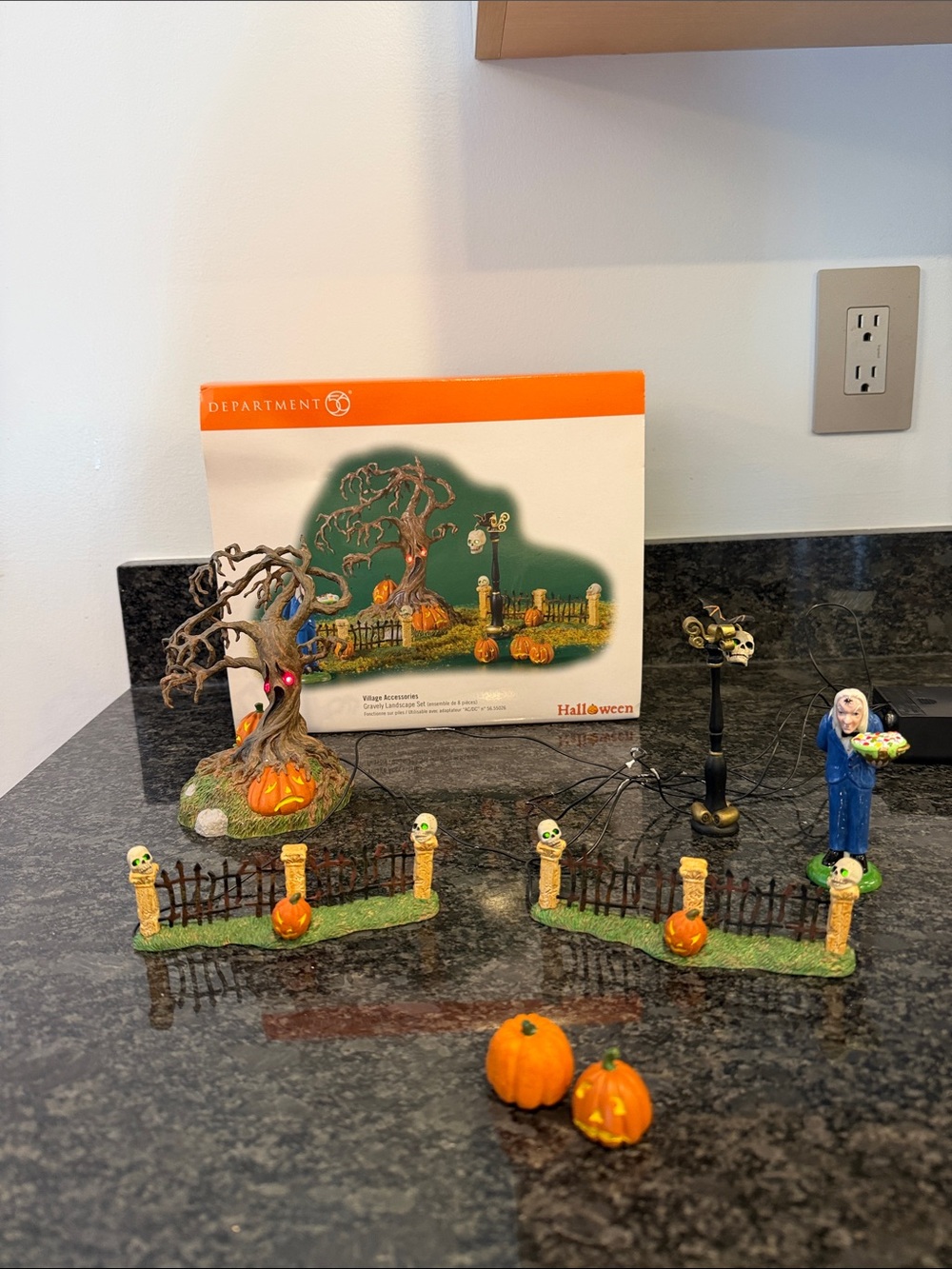 Department 56 Halloween Pumpkin Tree and Fence Set in Orange, Green, Black
